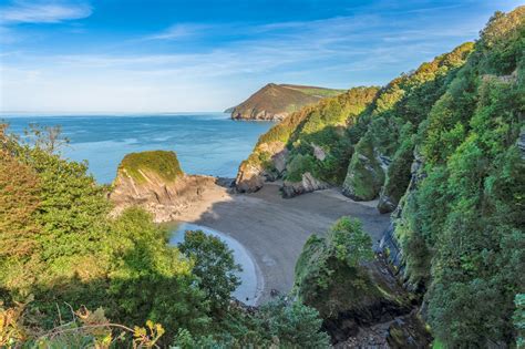 Best Beaches In Devon Which Devon Beach Is Right For You Go Guides