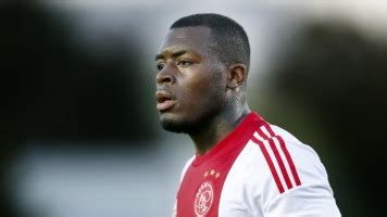 Groot talent en middenvelder van ajax! 'NEC meldt zich bij Ajax voor Gravenberch'
