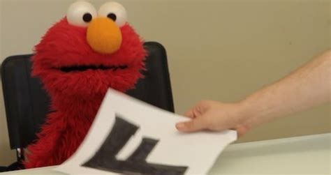 Elmo Es Despedido De Plaza Sésamo Por Culpa De Trump Frogx Three