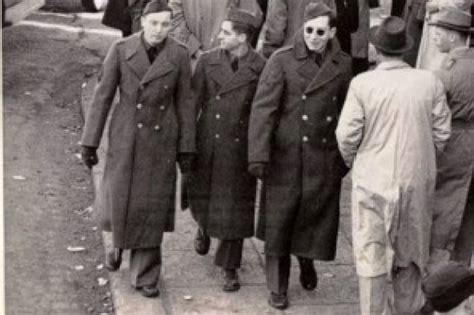 This 1940s Wartime Photo Is Proof Of Time Travel Say Conspiracy Nuts