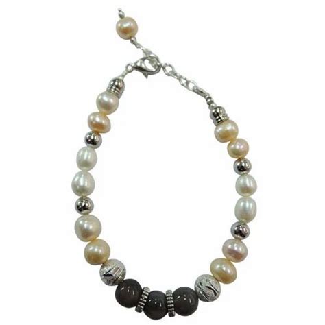 Pearlz Ocean Sunny Side Up 75 Fresh Water Pearl Bracelet At Rs 299