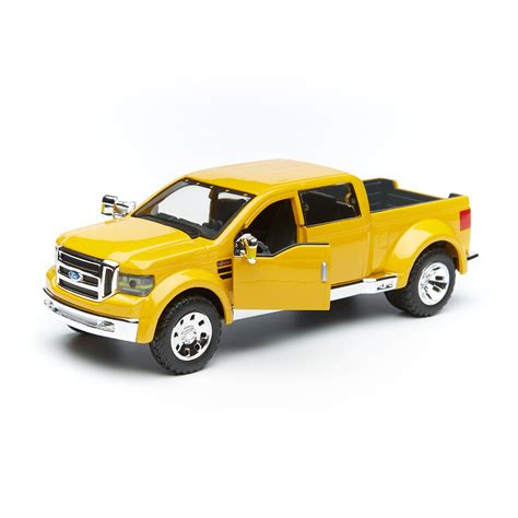 Машинка Maisto 131 Ford Mighty F 350 Super Duty желтая 3199631213