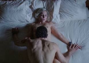Topless noomi rapace 