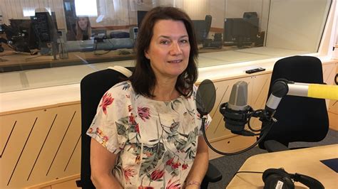 Utrikeshandelsminister och minister med den 3 september deltar ann linde i nordiska ministerrådet. Ska EU ta på sig hårdhandskarna, Ann Linde (S)? 27 maj ...