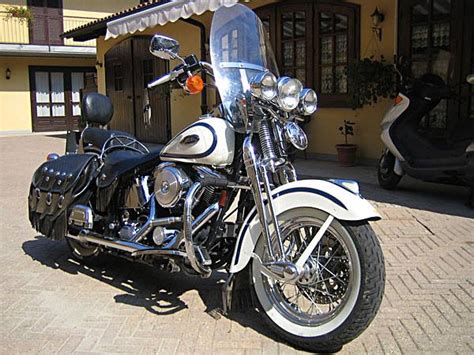 I personally imported this absolutely beautiful heritage springer from the sunshine state of florida as a keeper. Harley Davidson Heritage Springer 1340 - 1997, modello ...