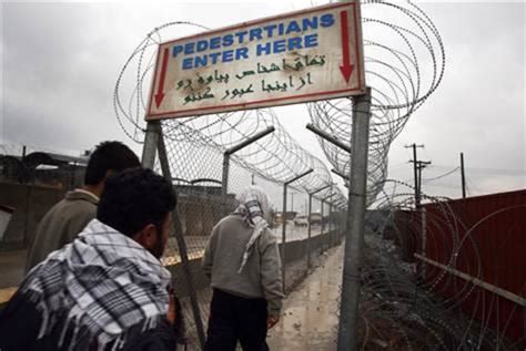 u s closes bagram detention center hands over last afghan prisoners nbc news