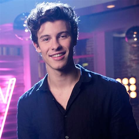 Shawn Mendes Admits Hes Single As New Album Drops