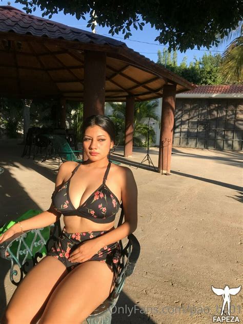 Paola Bustamante Bebaguzman Nude Leaks Onlyfans Photo Fapeza