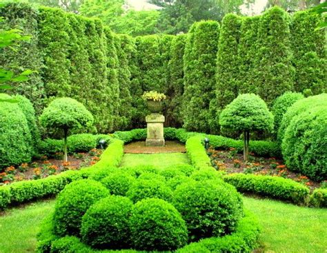 Pin On Eliot RaffÍt Formal French Garden Inspiration