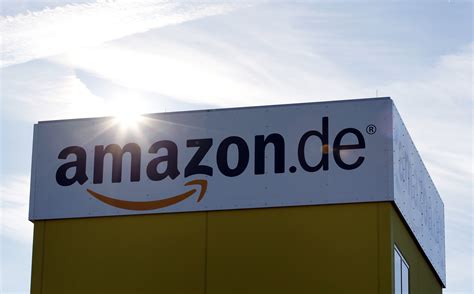 Amazon Workers in Germany Protest Pay : Franchise News : Franchise Herald