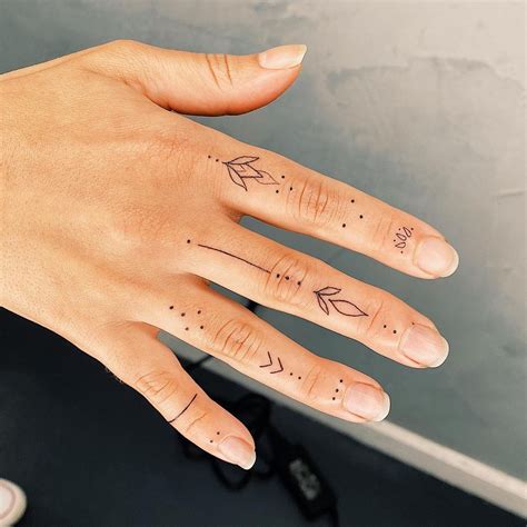 Hand And Finger Tattoos Cute Hand Tattoos Finger Tattoo For Women