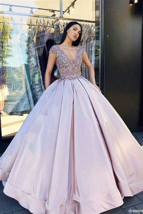 Charming Ball Gown V Neck Lavender Long Prom Dresses With Beading Okf62