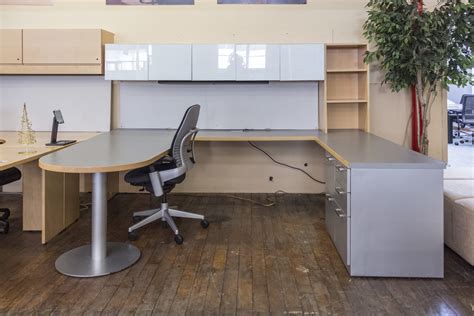 Steelcase U Shaped Executive Desk With Overhead Hutch • Peartree Office