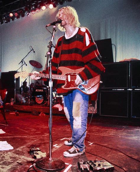 1990archives On Instagram Kurt Cobain 1993 Nirvana Kurt Cobain
