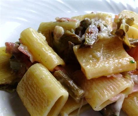 Un'altra particolarità di questo piatto è che si possono utilizzare i tipi di pasta più svariati: Ricetta pasta al forno con carciofi e prosciutto cotto ...