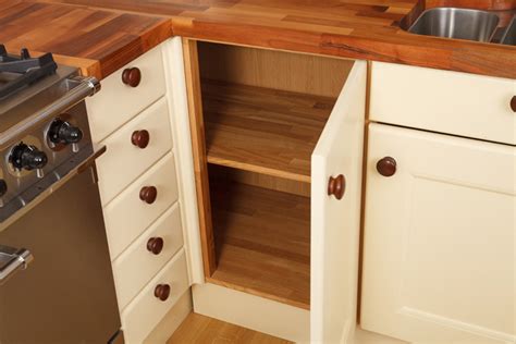 Redo your kitchen in style with elle decor's latest ideas and inspiring kitchen designs. How to Install Pilasters and Corner Posts in Solid Wood ...