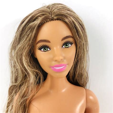 Nude Hybrid Barbie Doll Made To Move Neysa Head Fashionistas Curvy Body