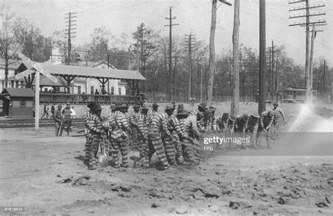 A Prison Chain Gang At Work On A Railroad In Florida Circa 1920 News