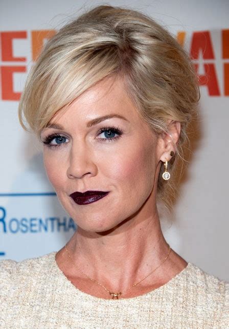 Updated With The Makeup Colors Used Jennie Garth Totally Nailed This