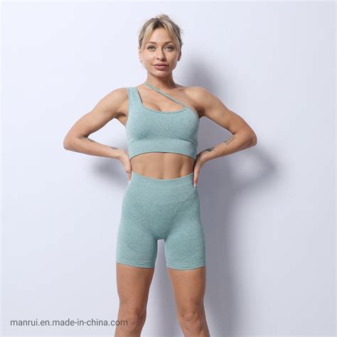 sportswear gym wear yoga wear fitness suit with high stretch china yoga suit and yoga wear price