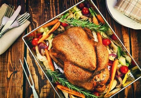 Will clog your injector), 2 teaspoons garlic powder, 2 teaspoons white pepper (do not use black pepper, will clog your injector), 2 teaspoons cayenne pepper, 1/2 teaspoon onion powder, 1 cup melted butter. Cajun Turkey Injection Marinade | Recipe | Fried turkey, Roasted turkey, Turkey