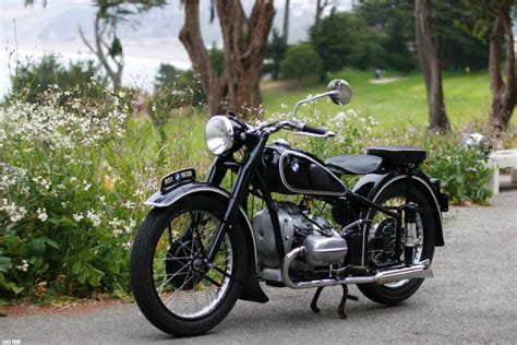 Whether a trip to the ends of the earth or a training session on the race track, whether an exclusive luxury touring motorcycle or a cool urban bike: 1938 BMW R51 | Classic motorcycles, Motorcycle types, Biker lifestyle