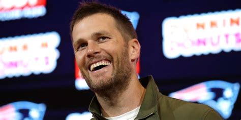 Brady and his family reside in brookline, massachusetts, as well as new york city. Tom Brady's niece plays softball and is 'most athletic ...