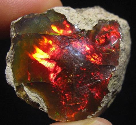 Raw Fire Opal Crystals Gems And Stones Minerals Minerals Gemstones