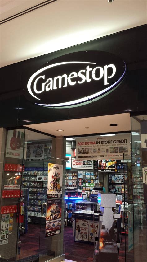 Could someone please clarify if gamestop changed their logo to this subreddits gme logo? Awesome logos no longer in use. Or: wtf Gamestop? - NeoGAF