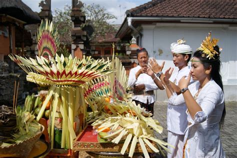 How Indian Culture Influenced An Inclusive Indonesian Identity