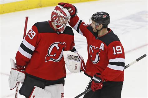 Mackenzie Blackwood has 36 saves, Devils beat Sharks 2-1