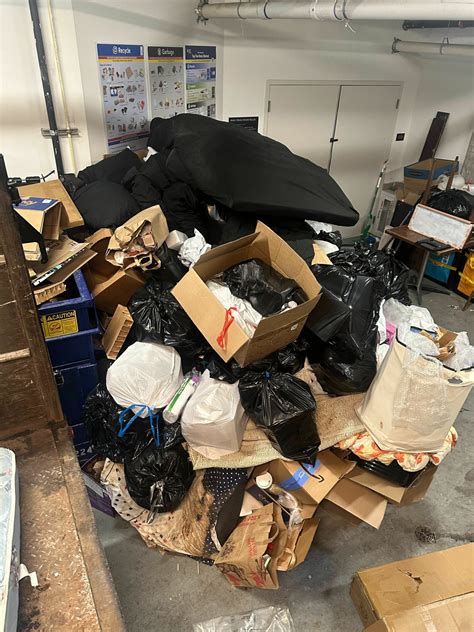 From Overflowing Mess to Spotless: The Tacoma Trash Room Transformation