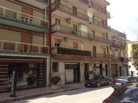 5 locali 172 m2 1º piano senza ascensore. Vendita Appartamento Gravina in Puglia. Quadrilocale in ...