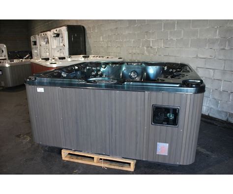 Cal Spas Platinum Series Hot Tub With Galaxy Interior And 8 Smoke Grey Cabinet C W
