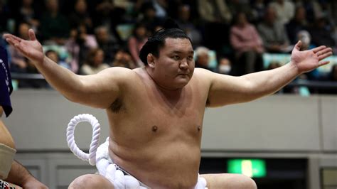 Sumo Grand Champion Hakuho Will Retire At 36 Citing His Age And Injuries