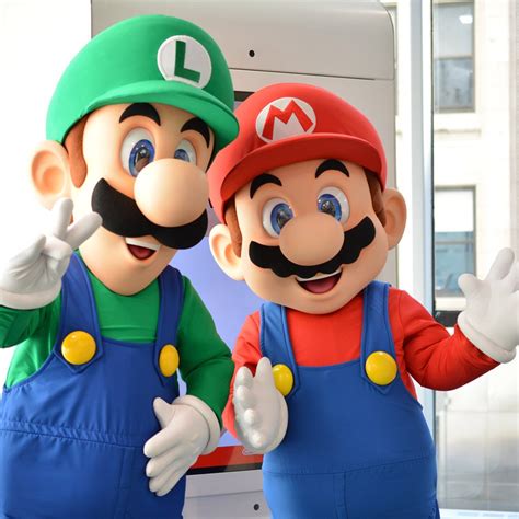 Nintendo Ny On Twitter Meet And Take Photos With Mario And Luigi The