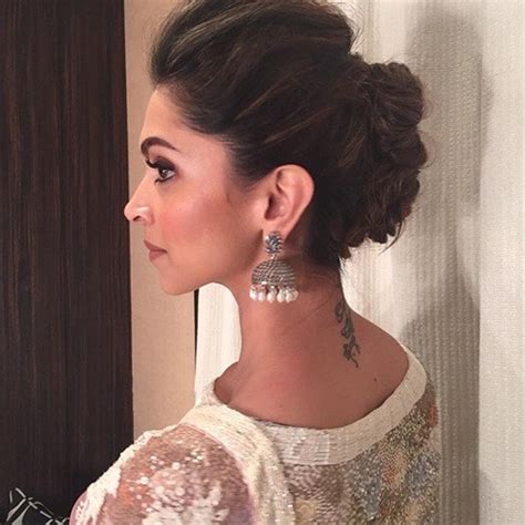 The indian wedding hairstyles are more about beautification and using accessories on the hair.the hair can be braided, tied into a bun or left open. Indian Wedding Hairstyles: What to Know Beyond the Obvious