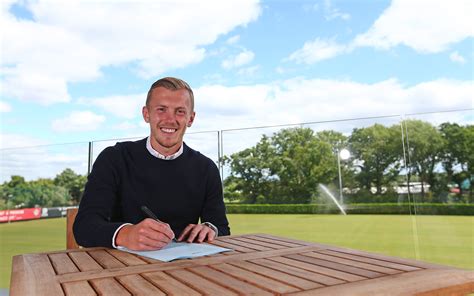Check fixtures, tickets, league table, club shop & more. Southampton FC confirms James Ward-Prowse has signed a new ...