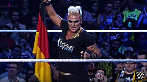 \ni am a pro wrestler! 5 Mae Young Classic-Teilnehmerinnen, die eine große ...