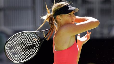 Sports Tennis Women Maria Sharapova Tennis Player Ball Game
