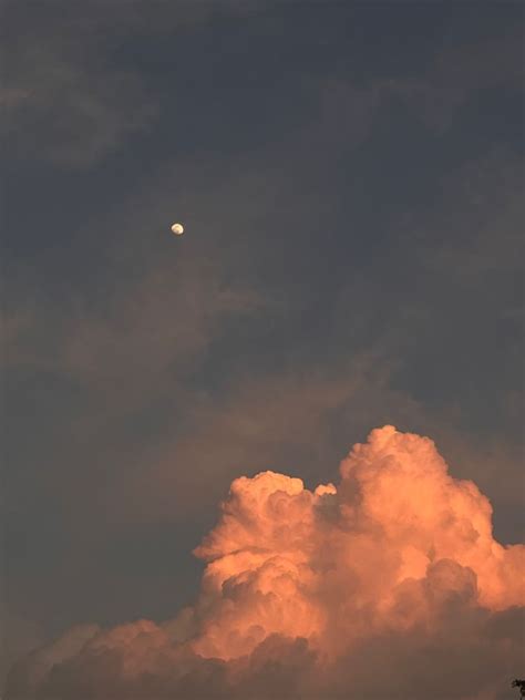 Original Photo Taken In Cali🥰 Cotton Candy Clouds And A Beautiful Moon