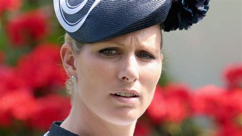 Queen elizabeth's oldest granddaughter, zara anne elizabeth tindall (née phillips),just gave birth to zara is married to mike tindall, a former english rugby player, and the two welcomed their second. Zara Tindall gibt ein Tränen-Interview zu ihren ...