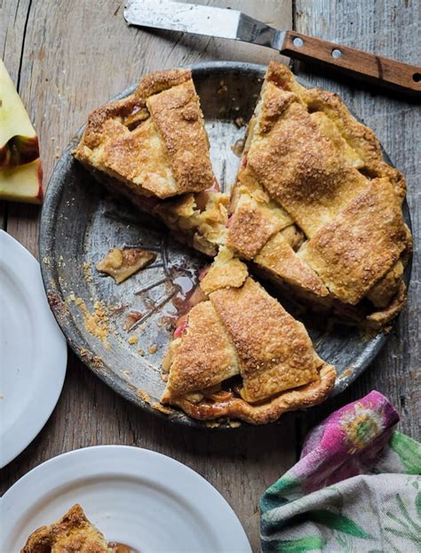The Perfect Apple Rhubarb Pie The Lemon Apron