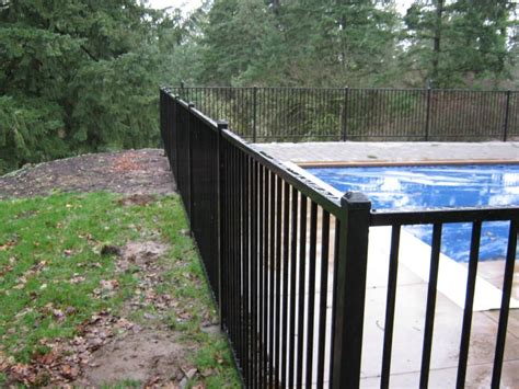 Chain Link Pool Fence Gallery Pacific Fence And Wire Co
