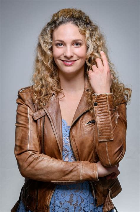 Die attraktive blondine übernahm die rolle der traumfrau in staffel 16. Sturm Der Liebe Tim Und Franzi - Lilianaescaner