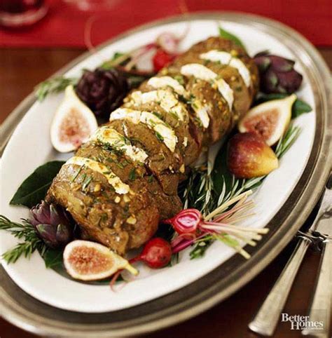 Try these traditional christmas dinner ideas and recipes and enjoy your favorite main dishes for the 28 classic christmas dinner recipes. Sizzling Dishes for Christmas Dinner - Easyday