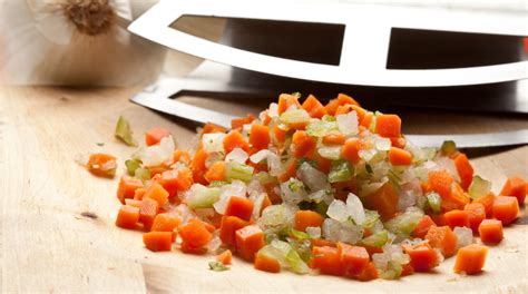 Check spelling or type a new query. Soffritto fa male o no? Ecco i consigli della nutrizionista