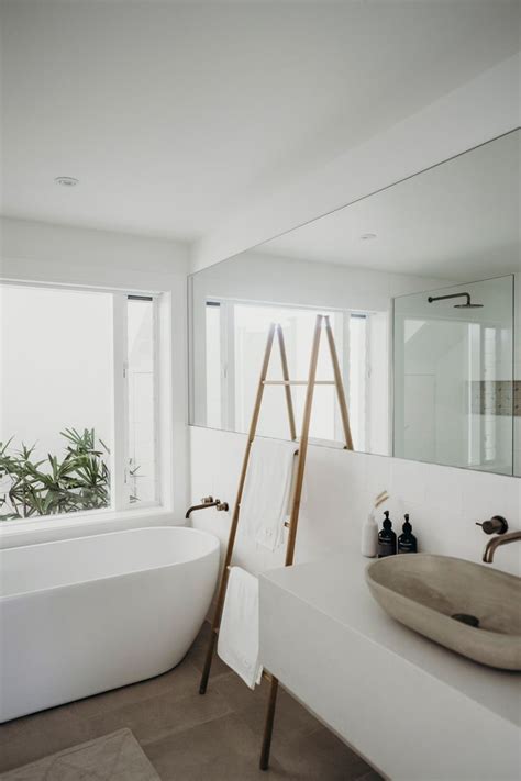 A Modern Australian Beach House Bathroom Interior Design Minimalist