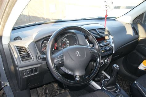 Peugeot 4008 Interior