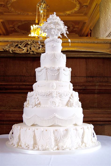 Elegant If You Are Looking A Cake For Your Special Day Our Bespoke Wedding Cakes Range Could